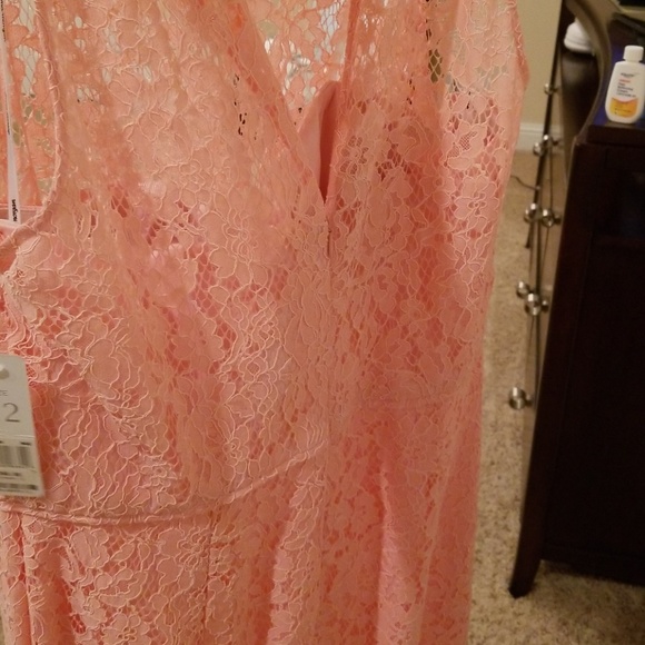 DONNA MORGAN Peach lace long dress - Picture 2 of 4